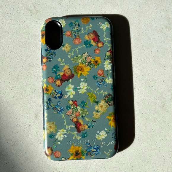 iPhone XR phone case - Picture 1 of 5